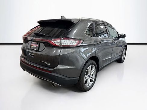 Used 2017 Ford Edge Titanium w/ Technology Package FWD image 6
