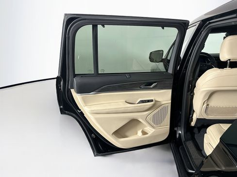 Used 2023 Jeep Grand Cherokee L Limited w/ Luxury Tech Group II RWD image 26
