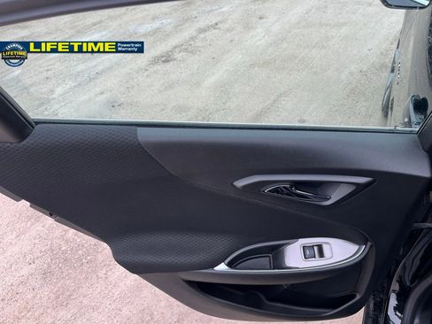 Used 2024 Chevrolet Malibu LT image 23