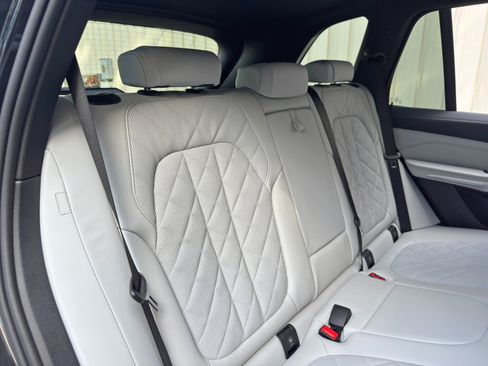Used 2026 BMW X5 sDrive40i w/ M Sport Package RWD image 44