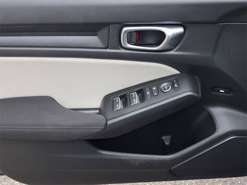 Used 2024 Honda Civic LX image 11