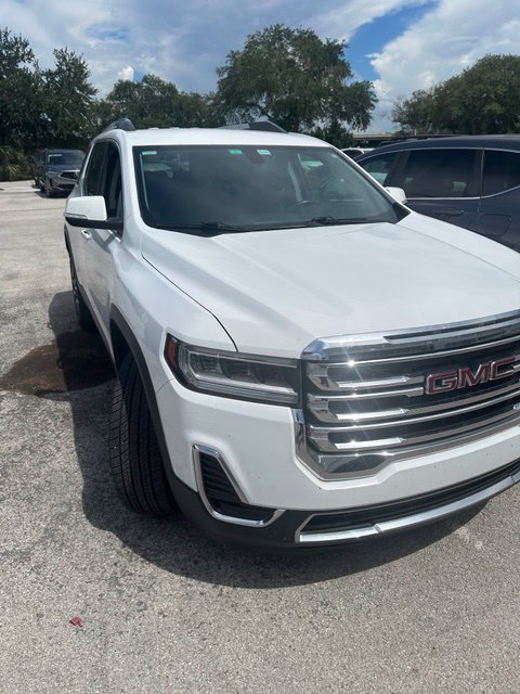 Used 2020 GMC Acadia SLE w/ Driver Convenience Package FWD image 2