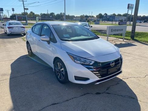 New 2025 Nissan Versa SV w/ Trunk Package image 8
