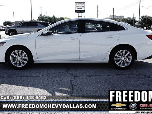 Used 2025 Chevrolet Malibu LT FWD image 4