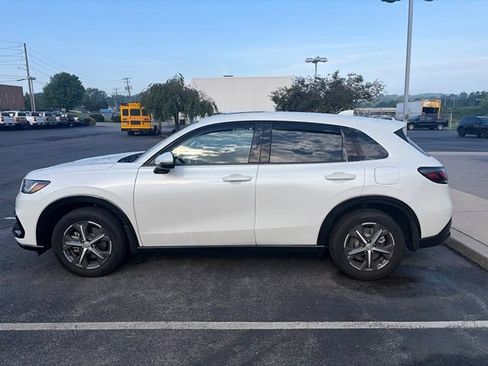 Used 2024 Honda HR-V EX-L image 13