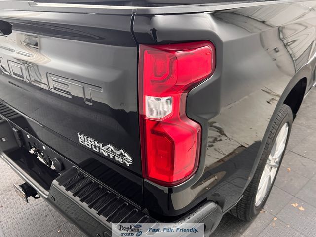 Used 2026 Chevrolet Silverado 1500 High Country w/ High Country Premium Package AWD/4WD image 13