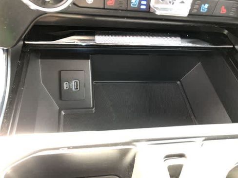 Used 2021 Ford F150 Lariat w/ Equipment Group 502A High AWD/4WD image 28