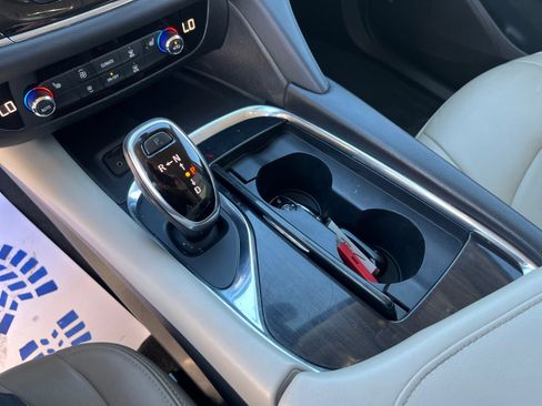 Used 2021 Buick Enclave Essence w/ Sound and Sites Package image 31