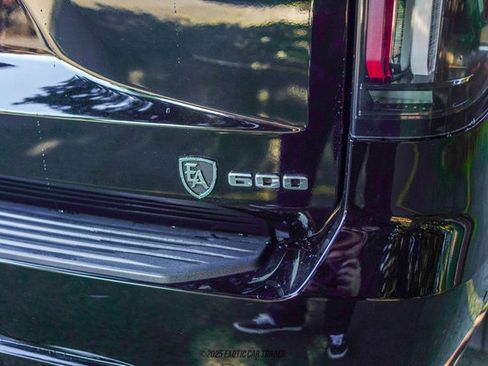 Used 2023 Cadillac Escalade ESV Sport Platinum image 94