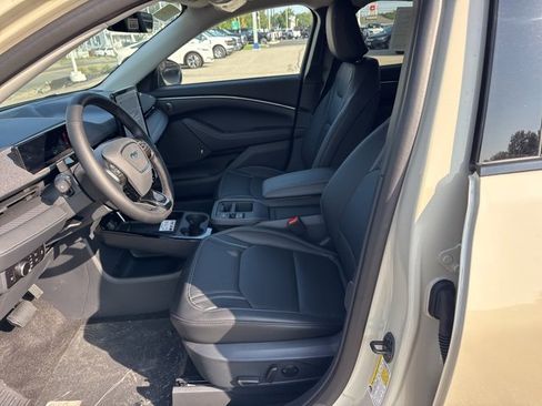 New 2025 Ford Mustang Mach-E Premium image 8