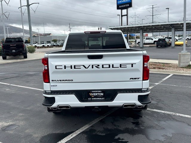 Certified 2023 Chevrolet Silverado 1500 RST w/ Redline Edition AWD/4WD image 5