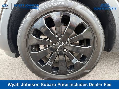 Used 2022 Kia Telluride EX w/ EX Premium Package FWD image 3
