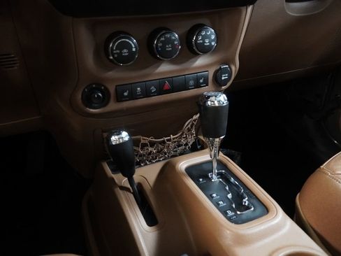 Used 2015 Jeep Wrangler Unlimited Sahara w/ Dual Top Group image 19