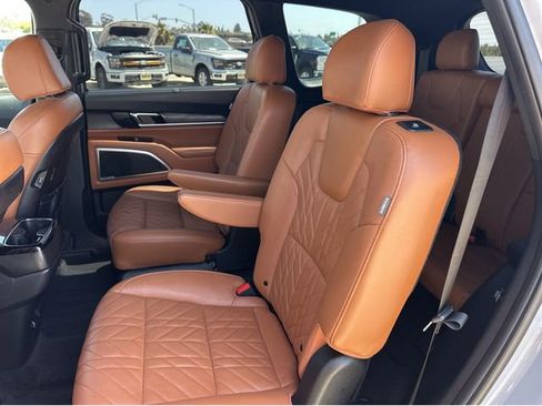 Used 2024 Kia Telluride EX X-Line AWD/4WD image 17