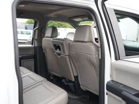 Used 2019 Ford F250 XL w/ Power Equipment Group AWD/4WD image 24
