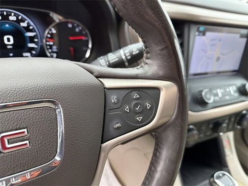 Used 2019 GMC Acadia Denali image 19
