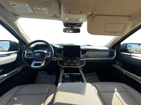 Used 2024 Ford Expedition Max XLT AWD/4WD image 13