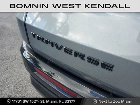 Used 2024 Chevrolet Traverse RS image 12