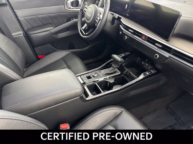 Certified 2025 Kia Sorento SX FWD image 27