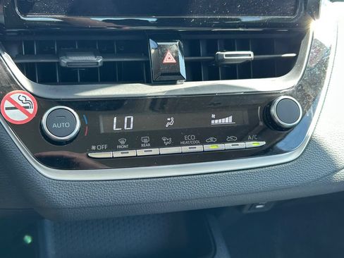 Certified 2025 Toyota Corolla LE FWD image 25