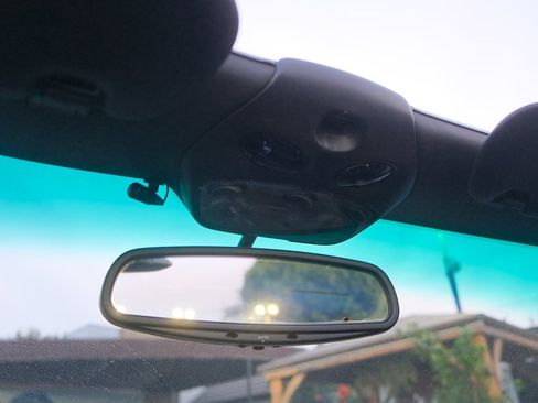 Used 2004 Porsche 911 Carrera 4S image 22