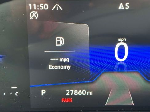 Used 2024 Volkswagen Taos SE image 39