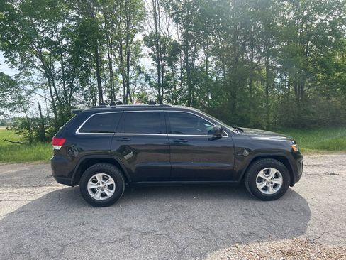 Used 2014 Jeep Grand Cherokee Laredo w/ Quick Order Package 23E image 6