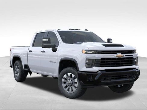 New 2026 Chevrolet Silverado 2500 Custom AWD/4WD image 7