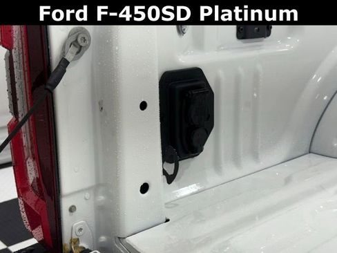 Used 2026 Ford F450 Platinum w/ FX4 Off-Road Package image 5