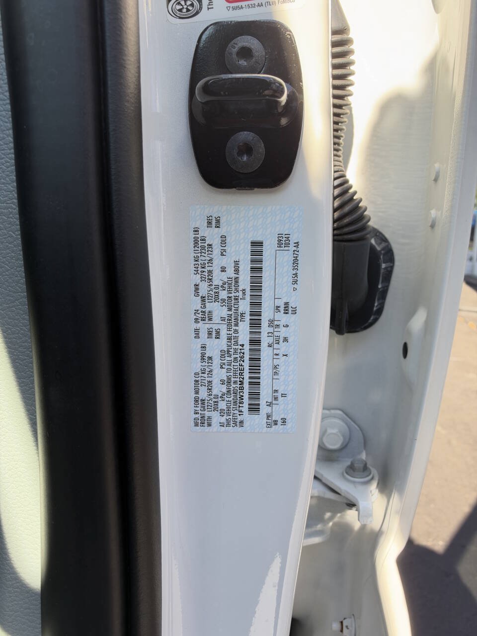 Used 2024 Ford F350 Limited w/ FX4 Off-Road Package AWD/4WD image 48