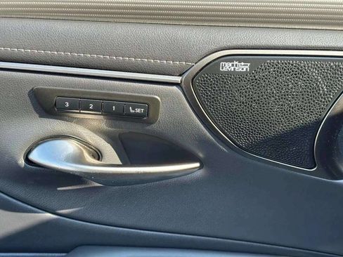 Used 2020 Lexus ES 350 F Sport w/ Accessory Package 2 image 37