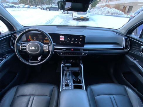 Used 2024 Kia Sorento X-Line EX image 32