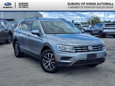 Used 2020 Volkswagen Tiguan SE image 1