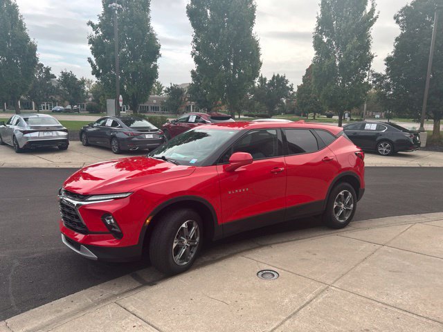 Used 2024 Chevrolet Blazer LT w/ LPO, Floor Liner Package FWD image 3
