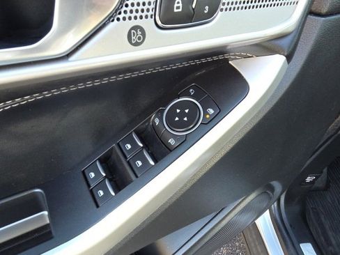 Used 2022 Ford Explorer Limited w/ Hybrid Equipment Group 310A image 22