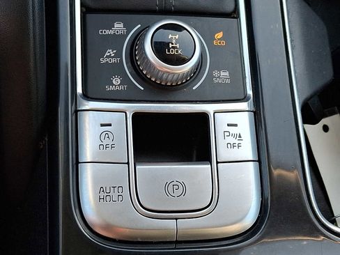 Used 2020 Kia Telluride S image 24