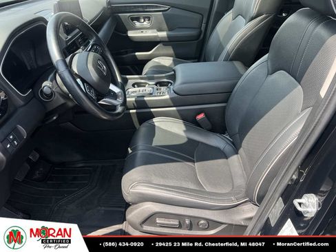 Used 2023 Honda Pilot Touring image 16