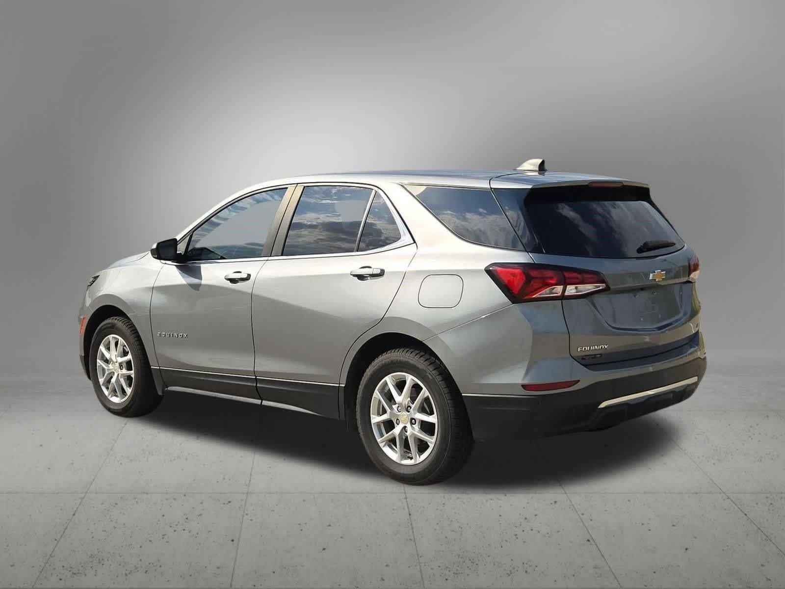 Used 2023 Chevrolet Equinox LT FWD image 4