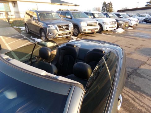 Used 2009 Mercedes-Benz CLK 550 Cabriolet w/ Premium I Pkg image 6