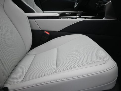 New 2026 Lexus RX 350 F Sport AWD/4WD image 25