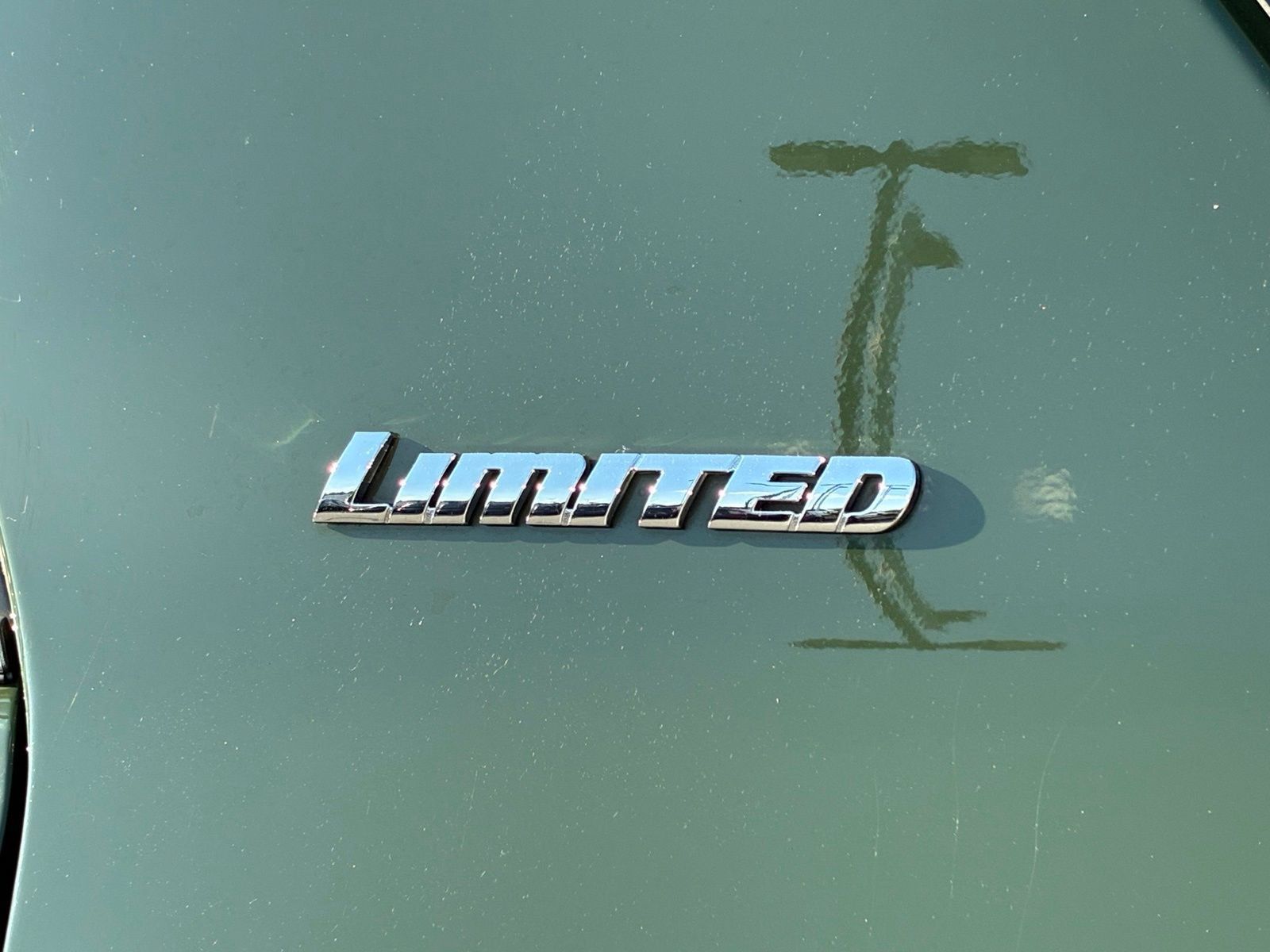 Used 2022 Toyota 4Runner Limited AWD/4WD image 23