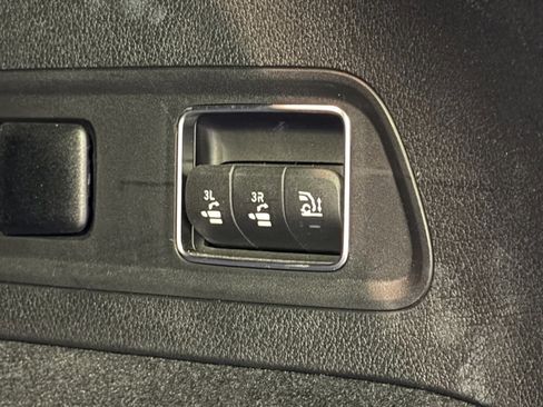 Used 2025 Mercedes-Benz GLS 450 GLS 450 image 14