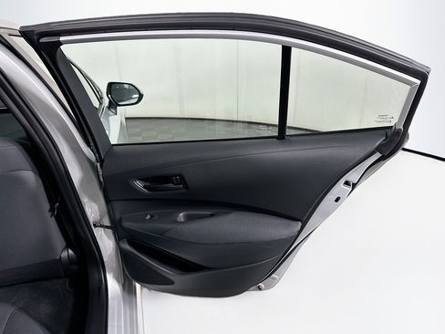 Used 2024 Toyota Corolla LE image 27