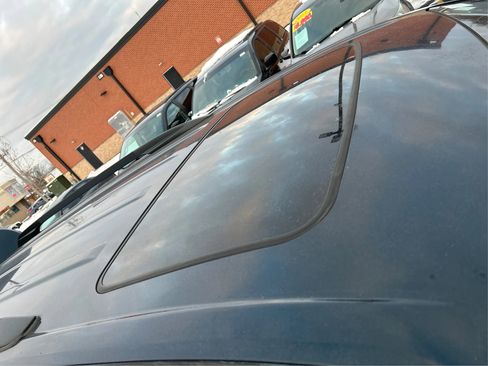 Used 2012 Toyota Sienna XLE image 14