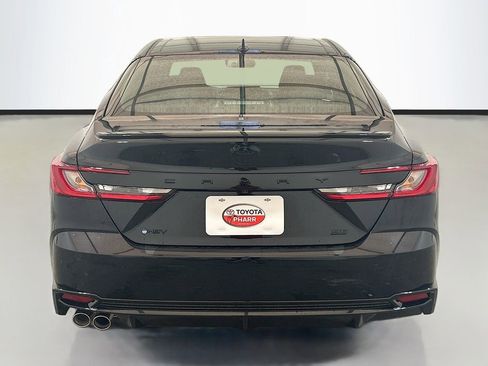 New 2026 Toyota Camry Hybrid FWD image 5