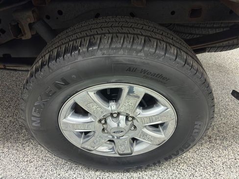 Used 2014 Ford F150 XLT w/ XLT Chrome Package image 16