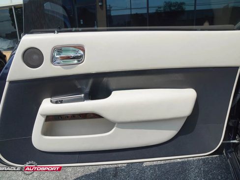 Used 2015 Rolls-Royce Wraith image 22