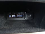 Used 2017 Jeep Grand Cherokee Limited image 2