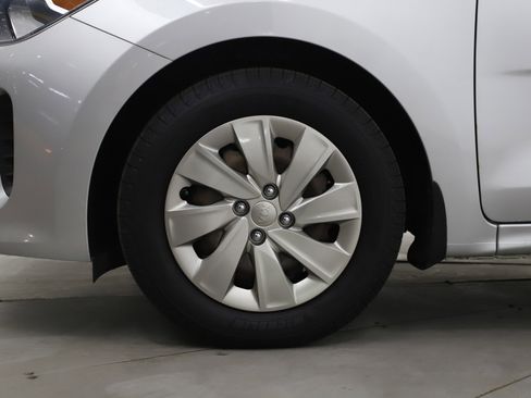 Used 2018 Kia Rio S image 28