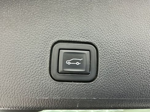 Used 2016 Cadillac SRX Luxury w/ Driver Awareness Package AWD/4WD image 46